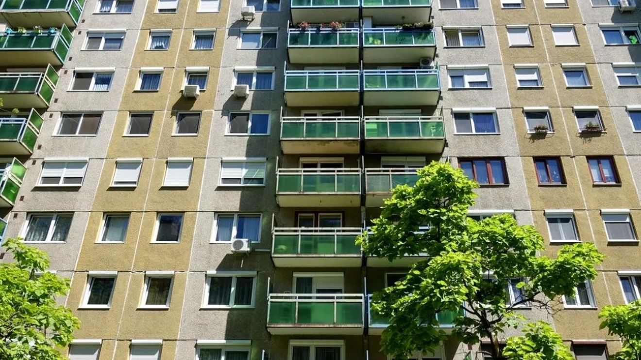 Cine trebuie să plătească reparațiile la bloc. Asociația sau locatarii?