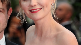 De ce Kirsten Dunst nu vrea sa fie perfecta: "Imi place imperfectiunea de aceea nu vreau sa-mi indrept dintii"