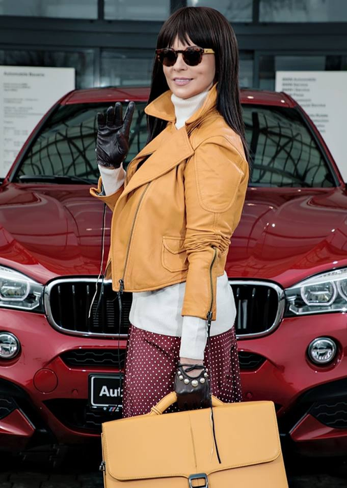Imagine rară! Cum arăta Andreea Marin la 20 de ani, când prezenta „Țara lui Piticot”