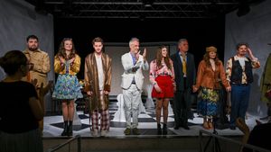 Comedia „Siciliana”, piesa de teatru scrisă de Aurel Baranga care readuce parfumul nostalgiei vechiului București