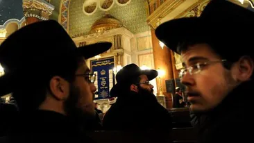 Un atacator a deschis focul într-o sinagogă din Statele Unite