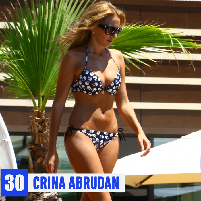 Top 30 cei mai discreți “pepenași” din showbiz. Ce poziții ocupă Lidia Buble, Corina Caragea sau Alexandra Stan?!