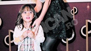 Fetita "Printului" s-a lansat in cariera de manechin! Rania a fost vedeta unei prezentari de copii
