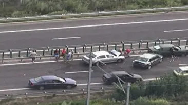 Accident grav in drum spre mare! O masina a luat foc, sapte persoane au fost grav ranite!