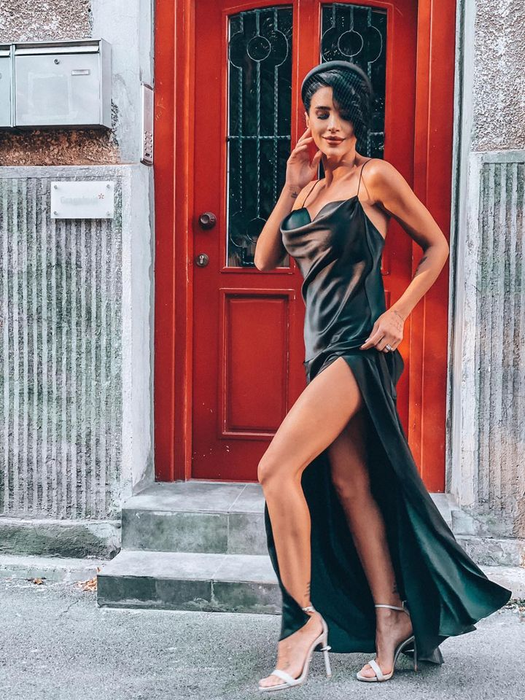 Adelina Pestrițu și-a schimbat mașina. Câți bani costă bolidul negru pe care îl conduce acum