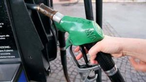 Vești teribile pentru șoferi! Benzina și motorina se scumpesc din nou. Cât va costa un litru de combustibil