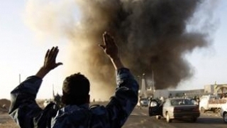 VIDEO Noi atacuri armate in Libia!  Fortele coalitiei au bombardat din nou Tripoli