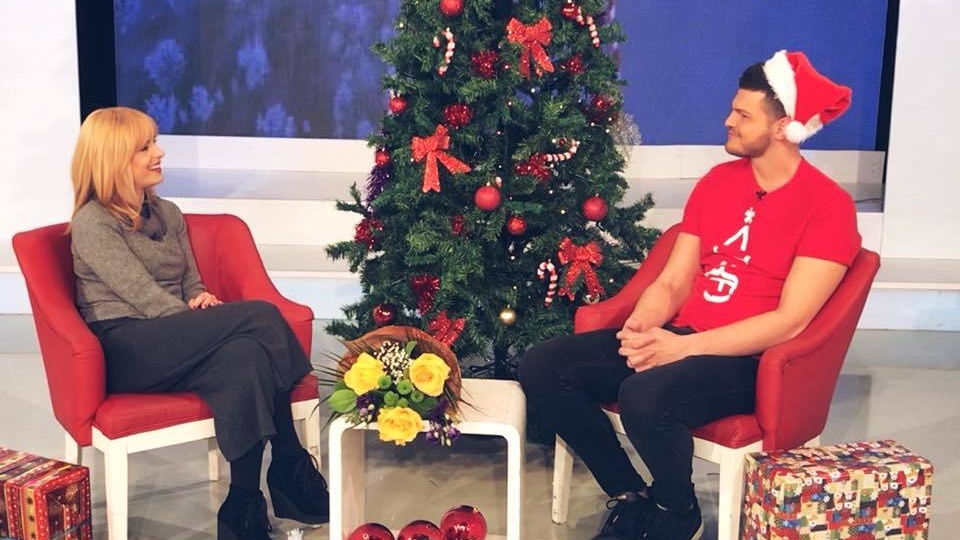 VIDEO / Simona Gherghe, vacanţă romantică departe de România! Primele imagini de răsfăţ fără fiica ei?!