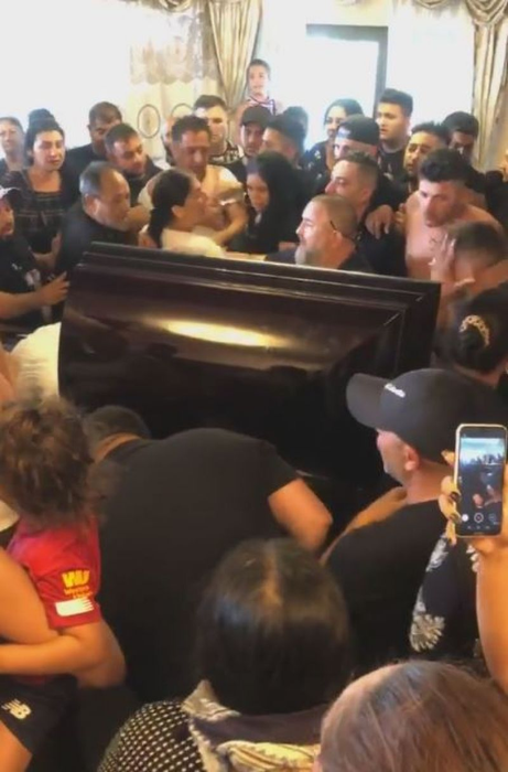 Emi Pian, jelit de întreaga suflare interlopă