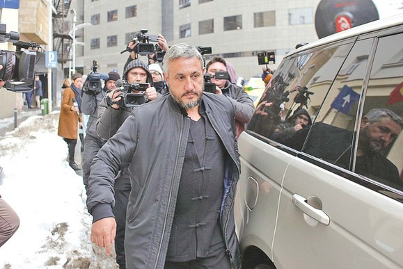 Decizie de ultimă oră în cazul hoților
care au furat 1.000.000 € de la Joshua Castellano