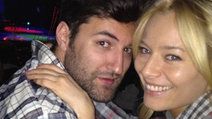 Smiley si Laura Cosoi, cununati de Pavel Bartos? "Un astfel de gest ar solidifica si mai mult relatia noastra"