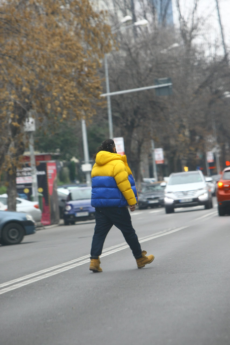 Smiley, în timp ce se îndrepta spre mașina lui