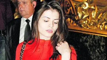 Monicai Gabor ii lipseste Mr. Pink. S-a lipit de un chinez in buricul Bucurestiului