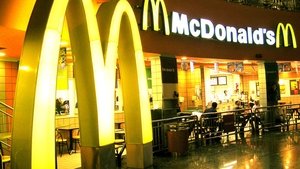 Te prăpădești de râs! Ce a comandat o femeie mahmură la McDonald's