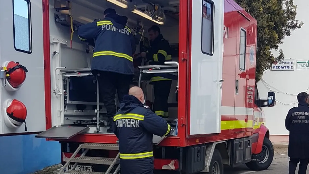 Zeci de elevi din Dolj au fost intoxicați cu o substanță necunoscută, după deratizare