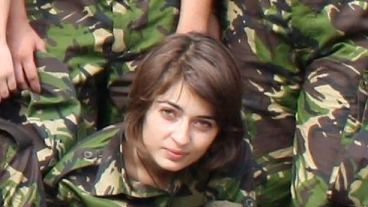 Gest emotionant! Barbatul care a ajuns primul la Aurelia Ion a venit la capela sa-si ia ramas bun