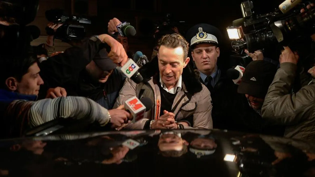 Aeronava în care se află Radu Mazăre, extrădat din Madagascar, a aterizat pe Aeroportul Otopeni