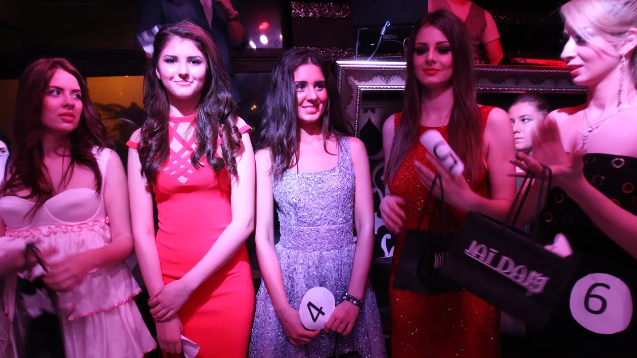 A cantat cu Andrei Leonte si a dansat cu Mihai Morar, iar la sfarsit a luat si marele premiu. Uite cine a castigat Zupermiss Boboc