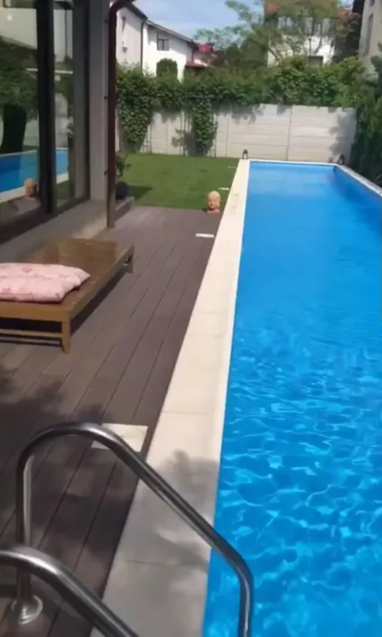 Piscina lui Ștefan Bănică și a Laviniei Pîrva/ Sursa foto: Instagram