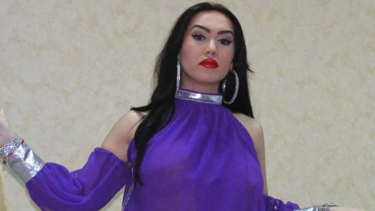 Nu mai e fata Clejanilor ci o bomba sexy! Margherita de la Clejani, fara sutien intr-o rochie transparenta!