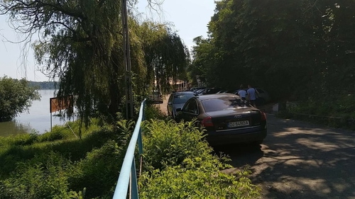Imagini incredibile. Plajele din Calafat şi Cetate sunt acoperite de apa Dunării. VIDEO
