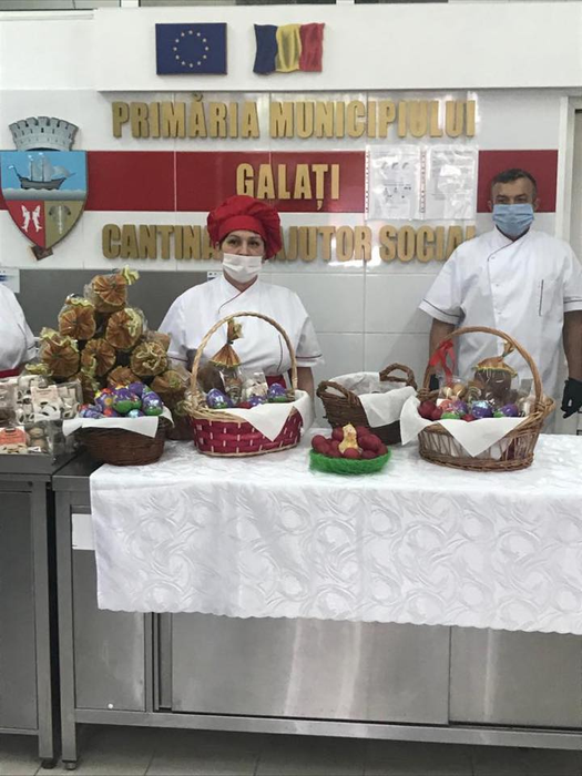 Dezastrul lăsat de românii care au stat într-un centru de carantină din Galați. Viceprimar: „Cine este om și cine câine?”. Imagini greu de privit