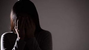 Caz înfiorător! O tânără de 17 ani și-a ucis nou-născutul! L-a lovit și l-a sugrumat până când acesta a murit