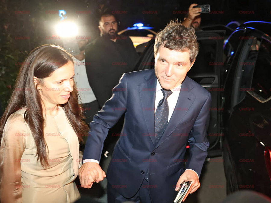 Nicușor Dan și partenera lui de viață, Mirabela Grădinaru au plecat de la petrecerea de nuntă a lui Alexandru Nazare 
