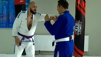 FOTO / Jean de la Craiova a intrat în ring cu un luptătorul MMA celebru şi a ieşit şifonat. SECRETUL NEŞTIUT despre manelist