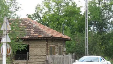 Imaginea de 100.000 de euro! Amaratul asta a plecat in Germania dintr-un catun din Moldova, cand s-a intors a parcat un Audi R8 in fata colibei - DEMENTIAL