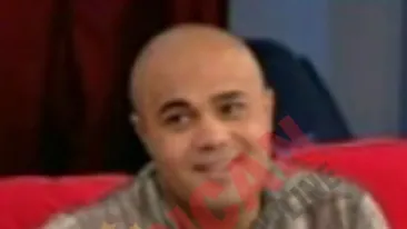 Perversul de pe Targu Ocna adora divele din showbiz! Adelina ar merge o tura cu perna pe fata, dar imi place mult funduletul Biancai Dragusanu