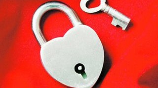 Poarta mereu cu tine un talisman!