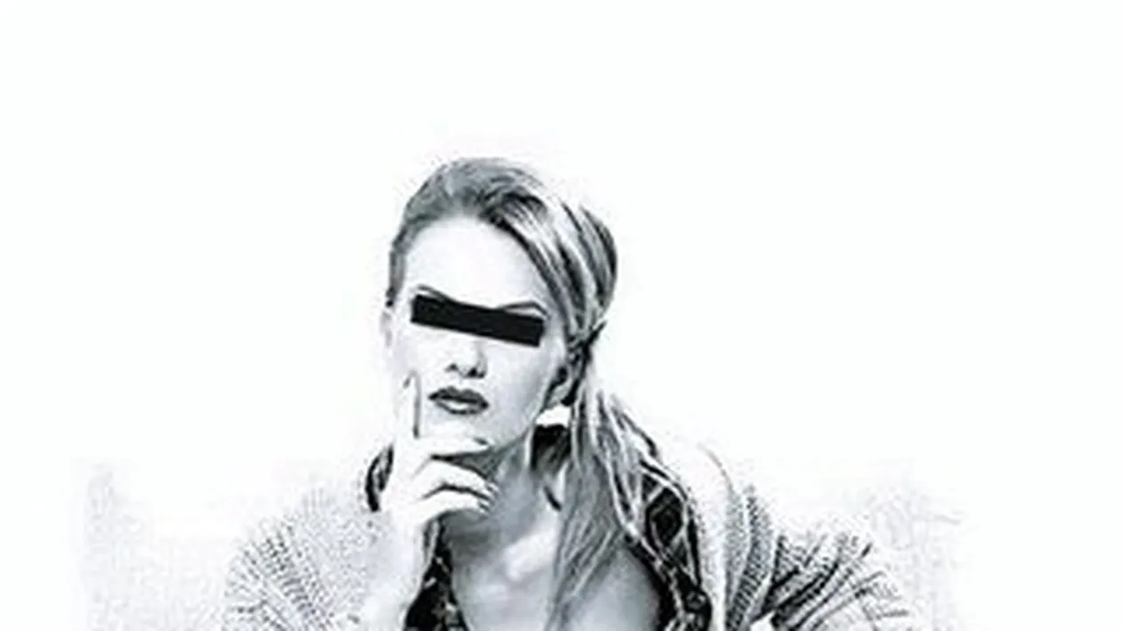 Fata minerului sef Marin Condescu isi traieste viata din plin. Rupe cluburile in doua, in timp ce fostii socri ii cresc copilul