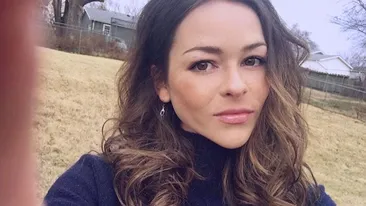 Tragedie în lumea muzicii. O cântăreață a murit de „singurătate” la doar 30 de ani. VIDEO