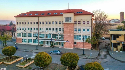 Profesoară din Alba, cercetată pentru că ar fi întreținut relații sexuale cu un elev de 14 ani