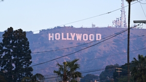 Los Angeles: Un nou incendiu, Sunset Fire, face ravagii în Hollywood Hills, unde se află celebrul semn Hollywood