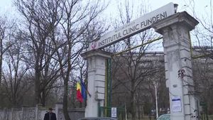Un bărbat de 70 de ani a murit după ce s-a aruncat de la etajul 7 al Institutului Fundeni. Este a doua persoană care a recurs la un asemenea gest extrem astăzi
