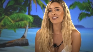 Oana Monea, însărcinată?! Imaginea cu ispita de la Insula Iubirii care a făcut valuri pe internet: „Vine bebe?”