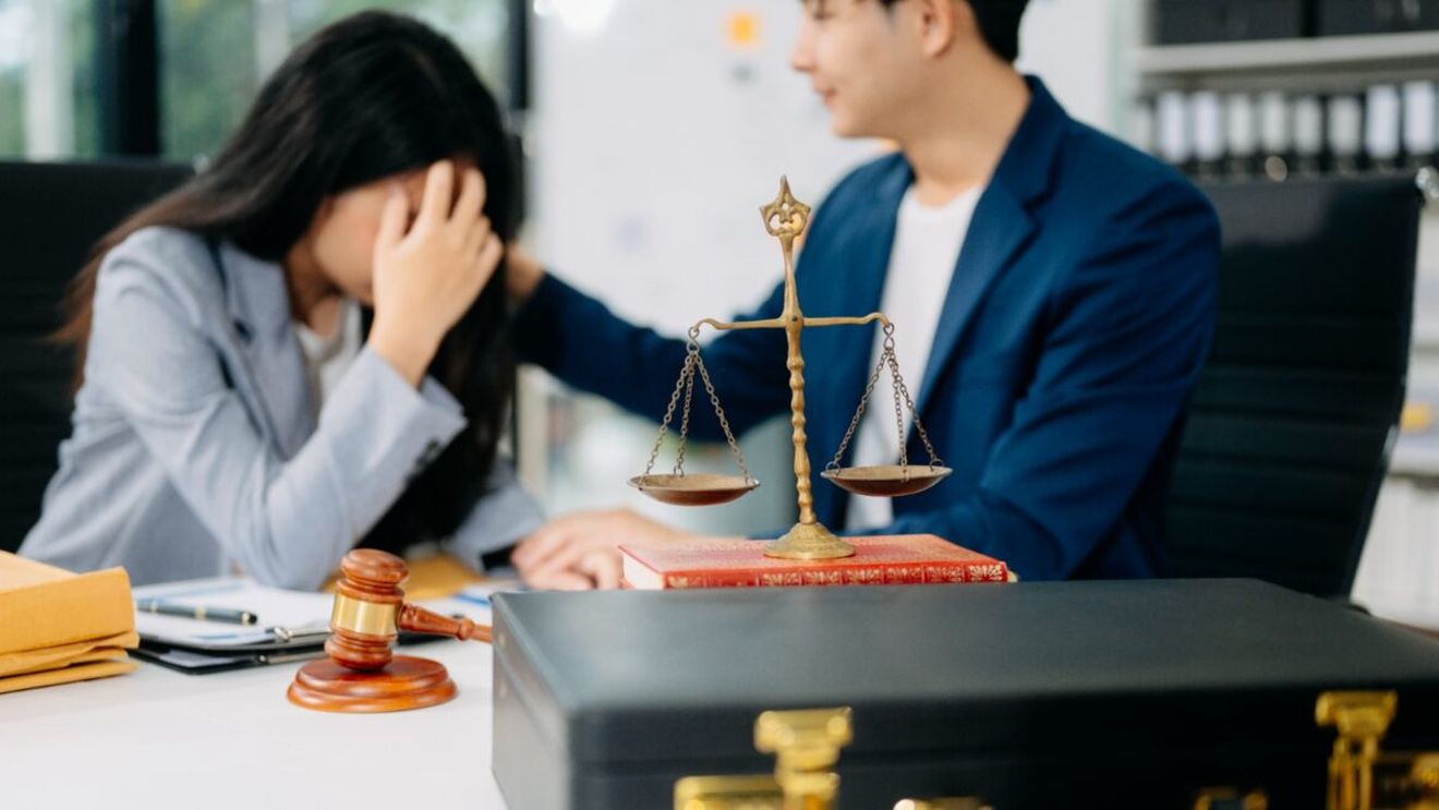 Se împart bunurile dobândite înainte de căsătorie în cazul unui divorț după un mariaj de 5 ani? Răspunsul avocaților