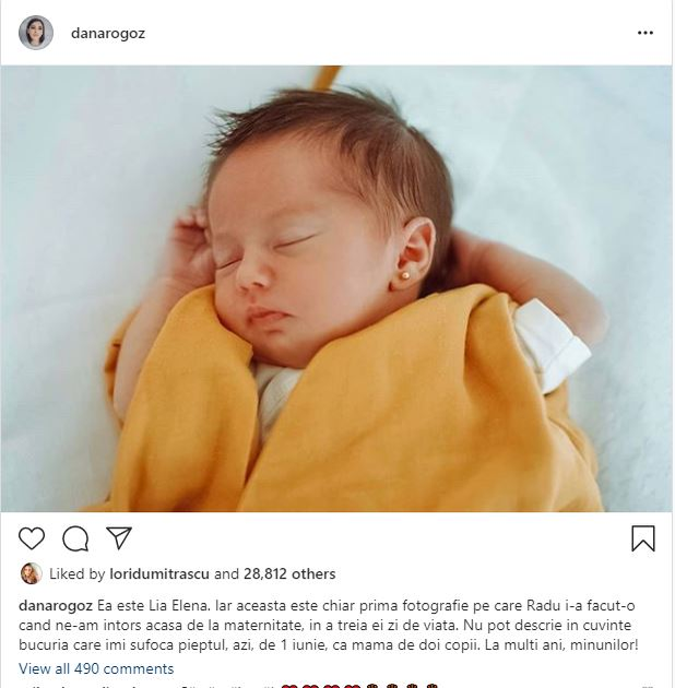 Dana Rogoz nu îi mai ascunde fața fetiței sale! E superbă Lia Elena, iar detaliile din poza de colecție au atras toate privirile