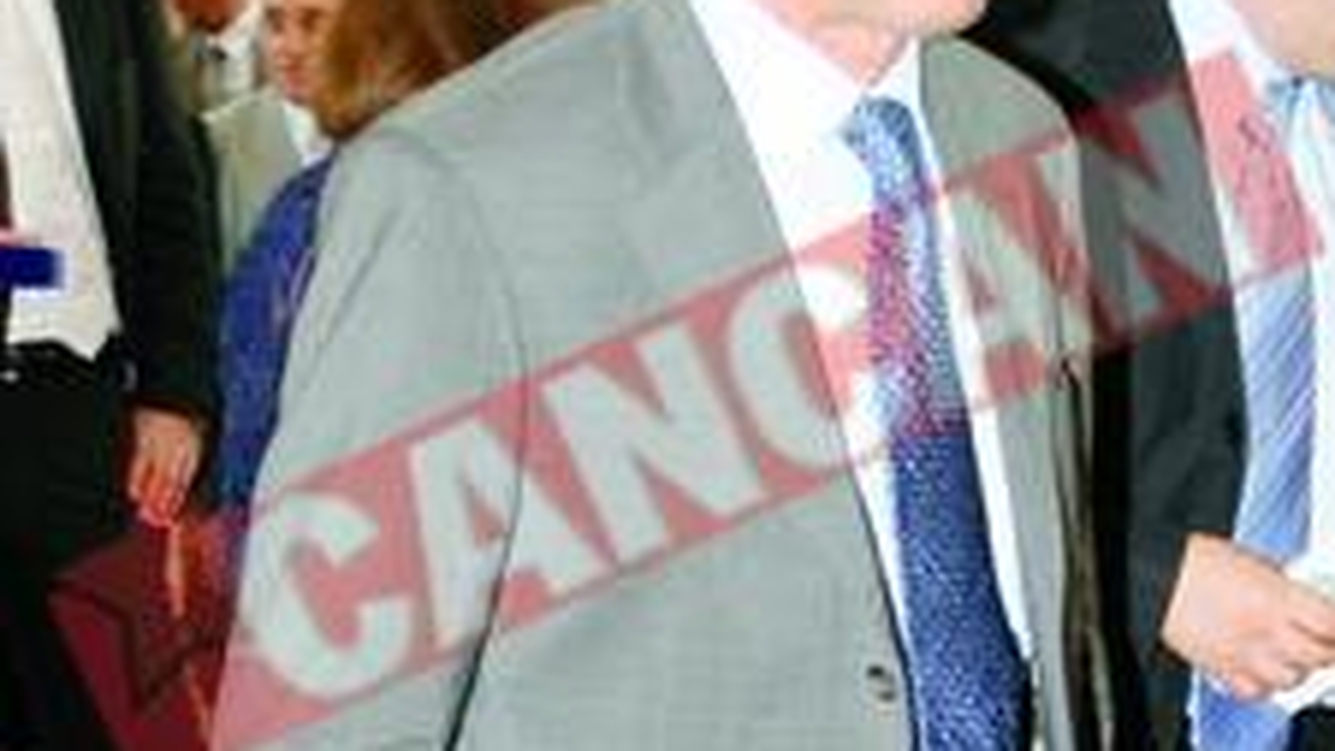 Nou scandal: Basescu a uitat sa promulge legea referendumului
