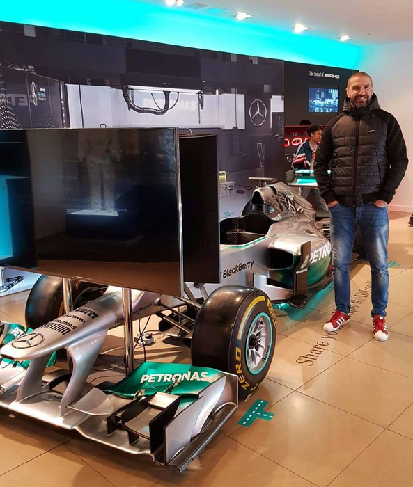 Viorel este atras de Formula 1