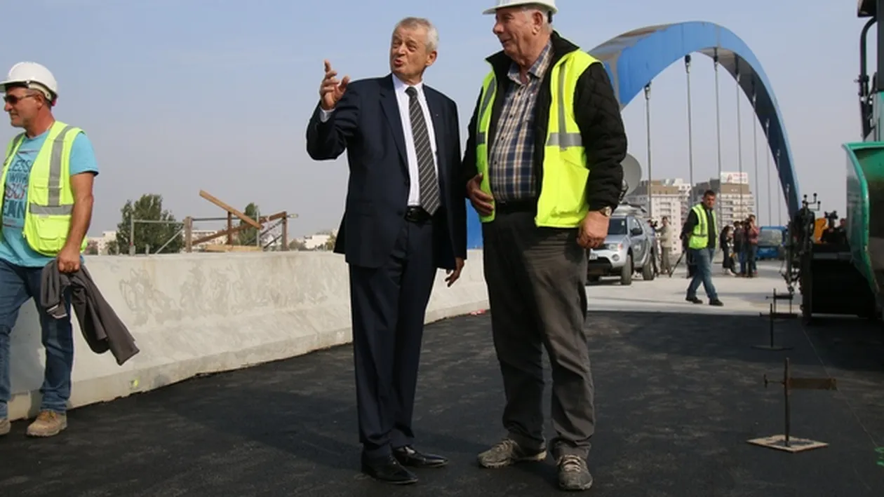 Sorin Oprescu face anuntul asteptat de toti soferii : Speram ca intr-o luna jumatate Pasajul Mihai Bravu sa fie deschis!