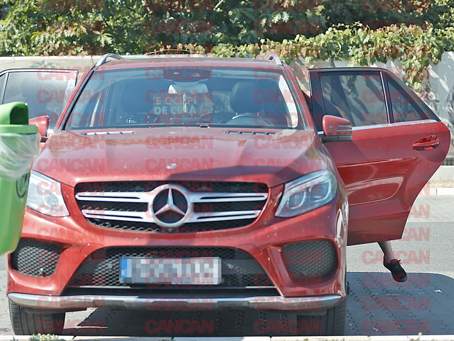 Teo deține un Mercedez-Benz Gle de 80.000 de euro.