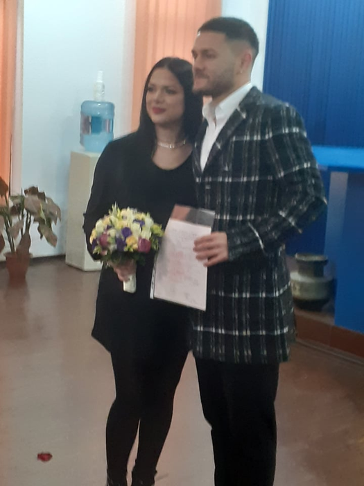 EXCLUSIV. Alex Ioniță s-a cununat civil cu logodnica însărcinată. Cine îi este naș celebrului fotbalist