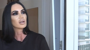 Cum le-a demonstrat Bianca Pop haterilor că nu este o #sărăkie. Fosta ispită de la Insula Iubirii și-a numărat teancurile de bani, în fața tuturor: „Am valoare”