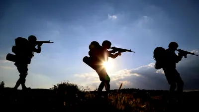 Țara din Europa care trimite scrisori tinerilor de 17 ani, invitându-i să facă serviciul militar voluntar în 2026