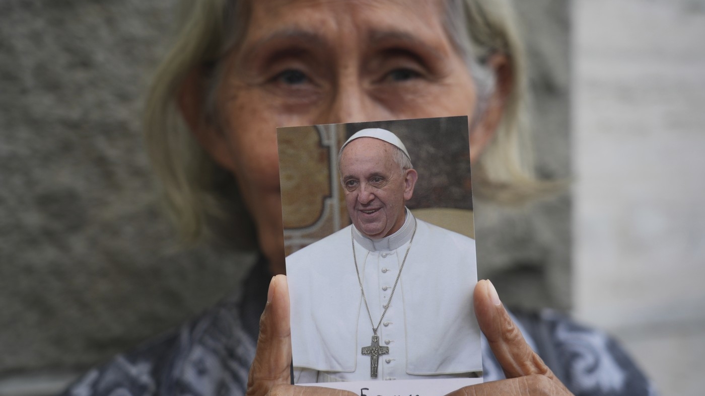 Ea este Amalia, femeia care a refuzat căsătoria cu Papa Francisc. A schimbat fără să vrea cursul Bisericii Catolice
