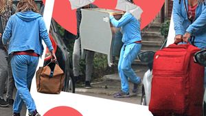 Iubitul milionar a dat-o afară din casă după ce a prins-o cu “amantul”! Imagini cu vedeta în timp ce își cară mobila în stradă