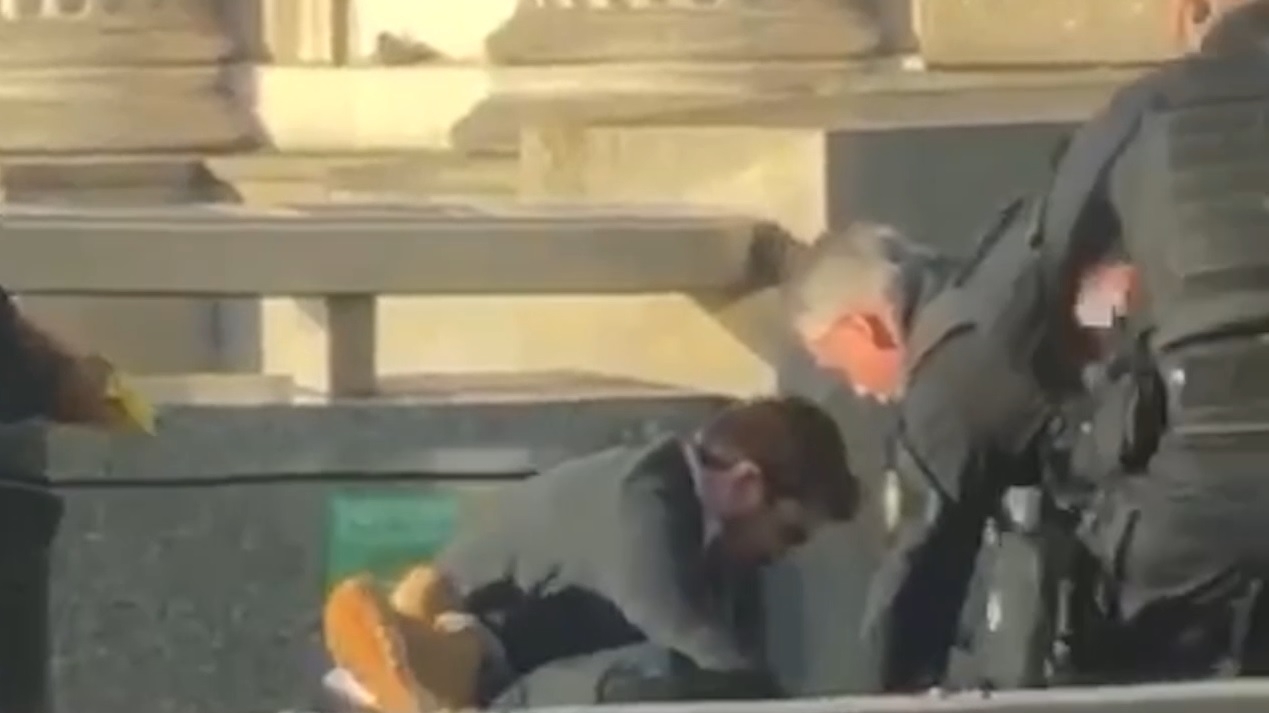 Două persoane rănite în atacul din centrul Londrei a murit